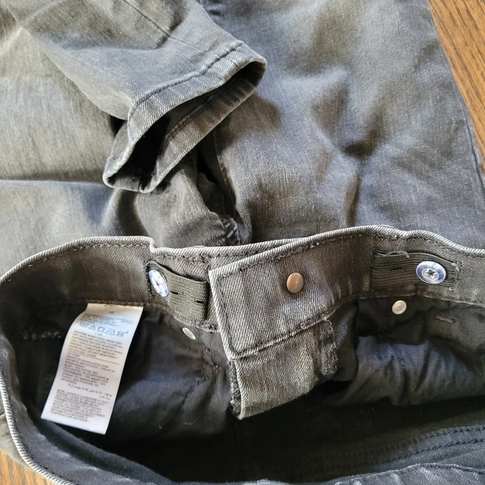 Old Navy Dark Gray Karate Slim Built in Flex Max Adjustable Jeans Size Boy's 10